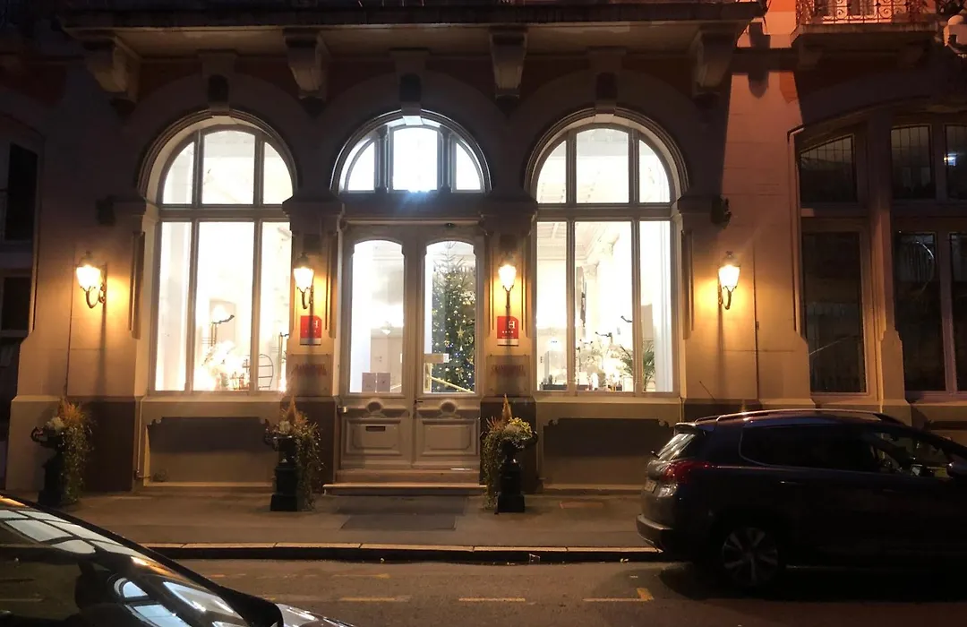Grand Hôtel Du Tonneau D'Or-1