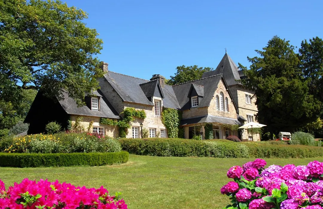 Manoir De Kertalg-1