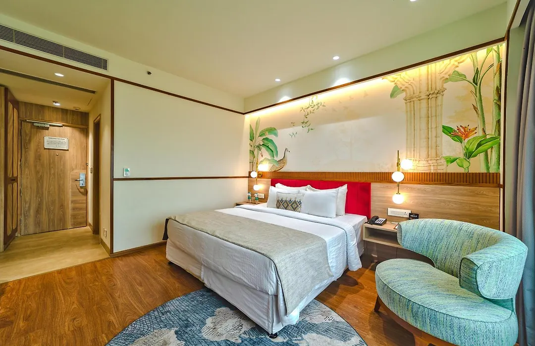 Nidhivan Sarovar Portico Vrindavan-1