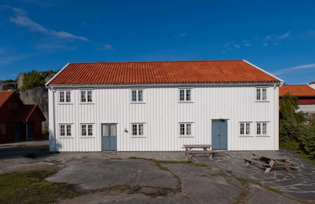 Skottevik Feriesenter-1