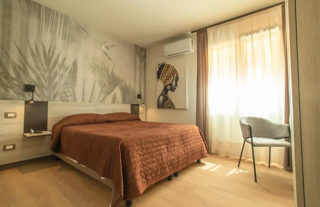 Hotel Nautic-1