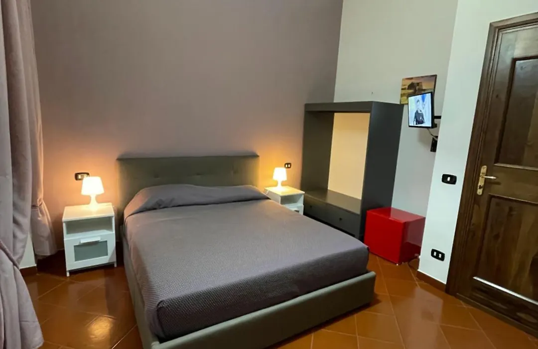 Dante Rooms-1