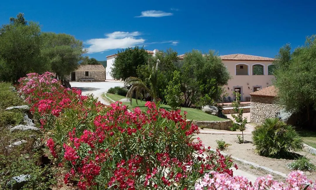 Hotel Valkarana Country Relais (Adults Only)-1