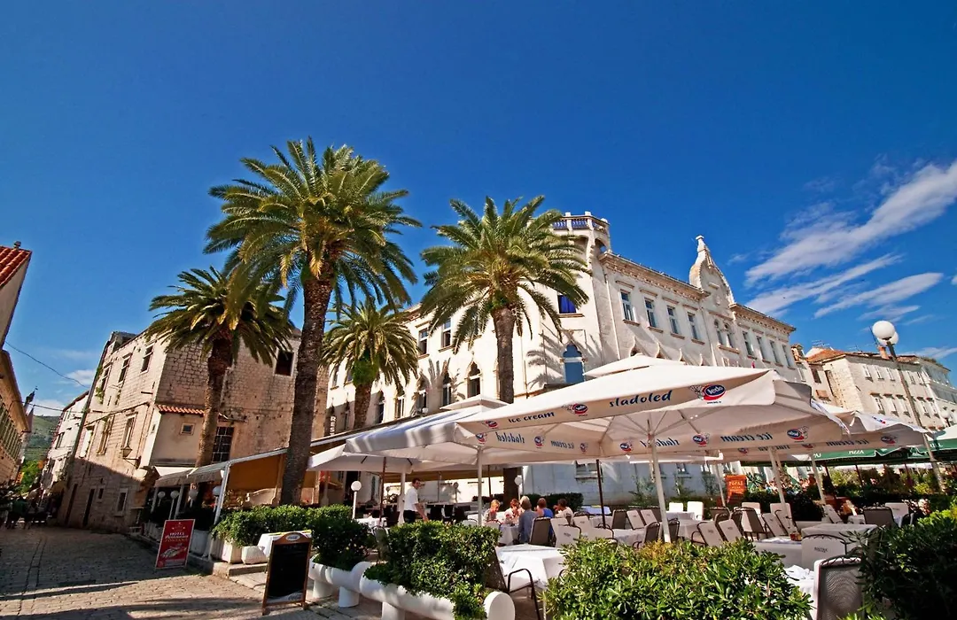 Hotel Sveti Kriz-1