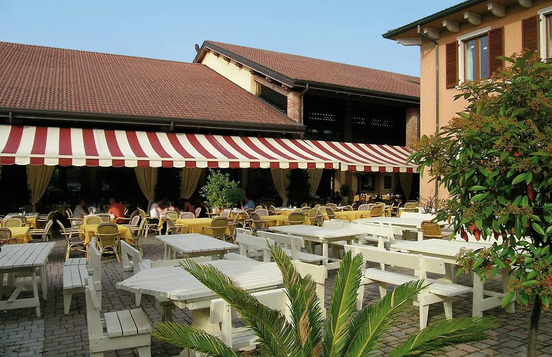 Camping Bella Italia-1