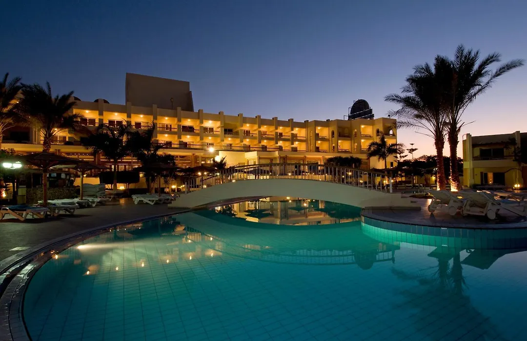 Palm Beach Resort Families And Couples Only-1
