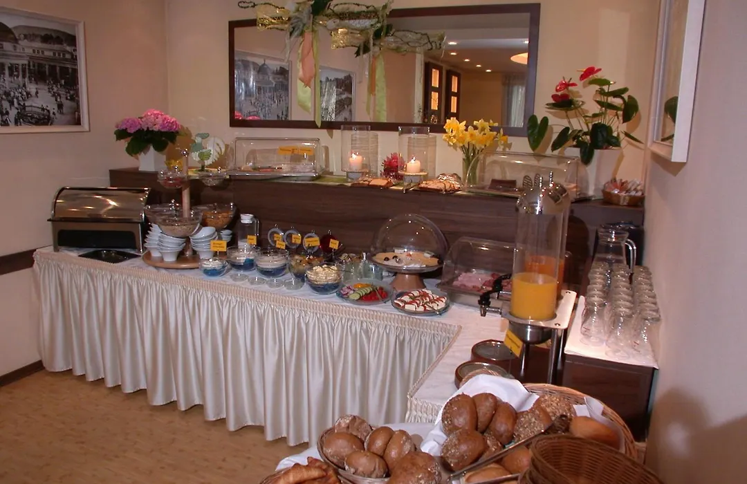 Cafe Schneidewind-1