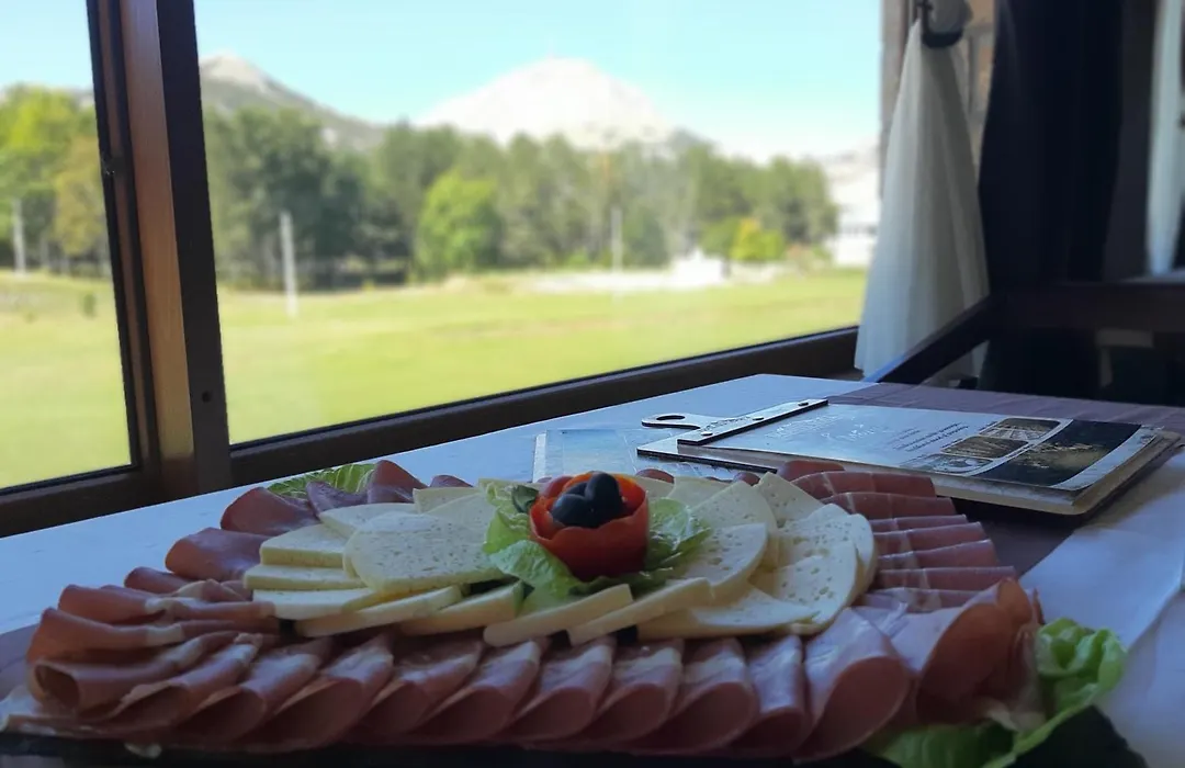 Hotel Monte Rosa-1