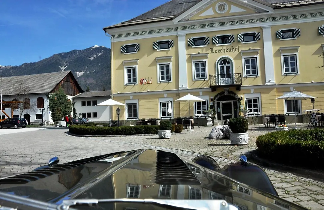 Hotel Schloss Lerchenhof-1