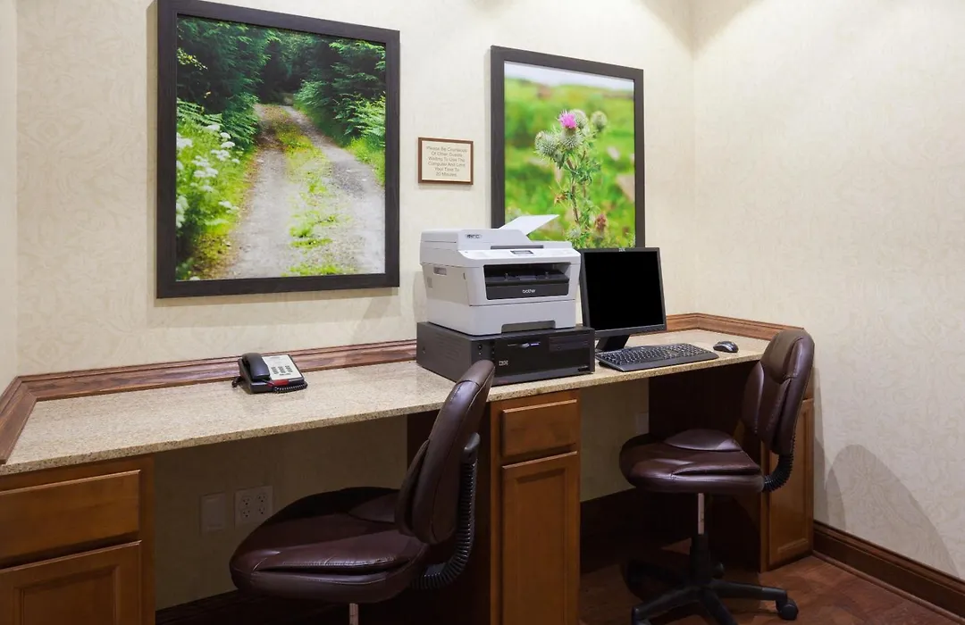 Country Inn & Suites By Radisson, Minot, Nd-1