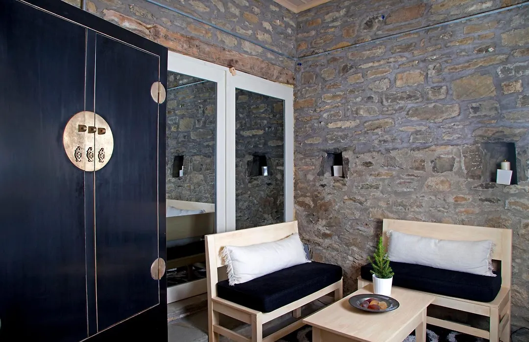Mikro Papigo 1700 Hotel & Spa-1