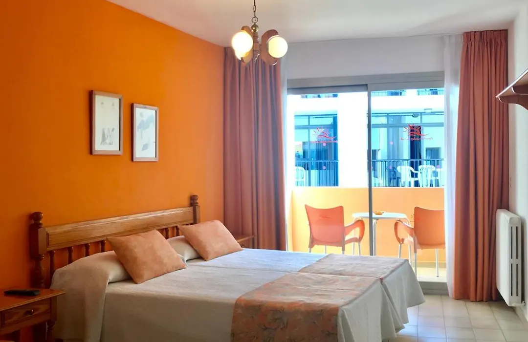 Apartamentos Jovial-1