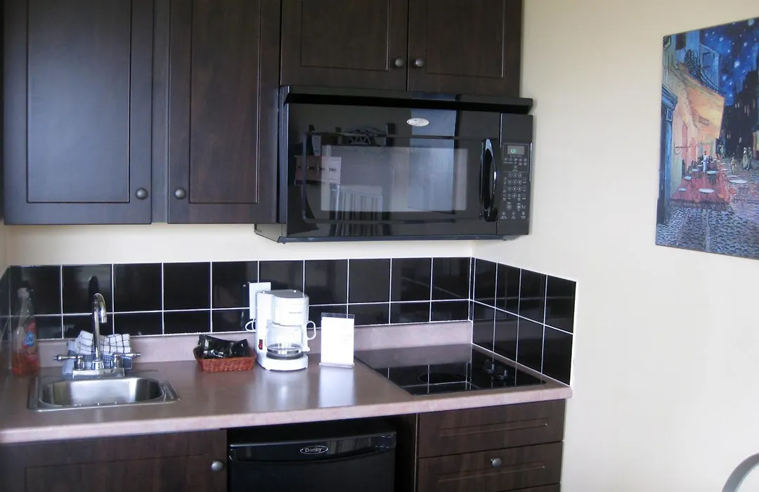 Seascape Coastal Retreat - 2 Adults Only - Hot Tub And Without Hot Tub Oceanfront Property-1