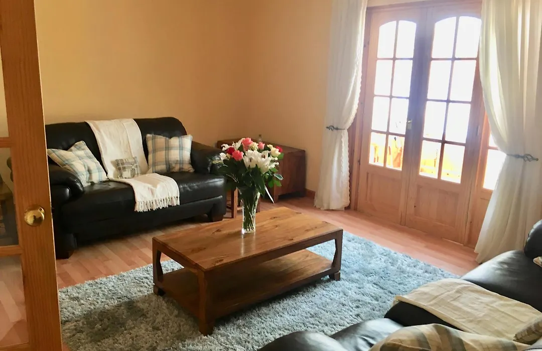 White Cottage B&B-1