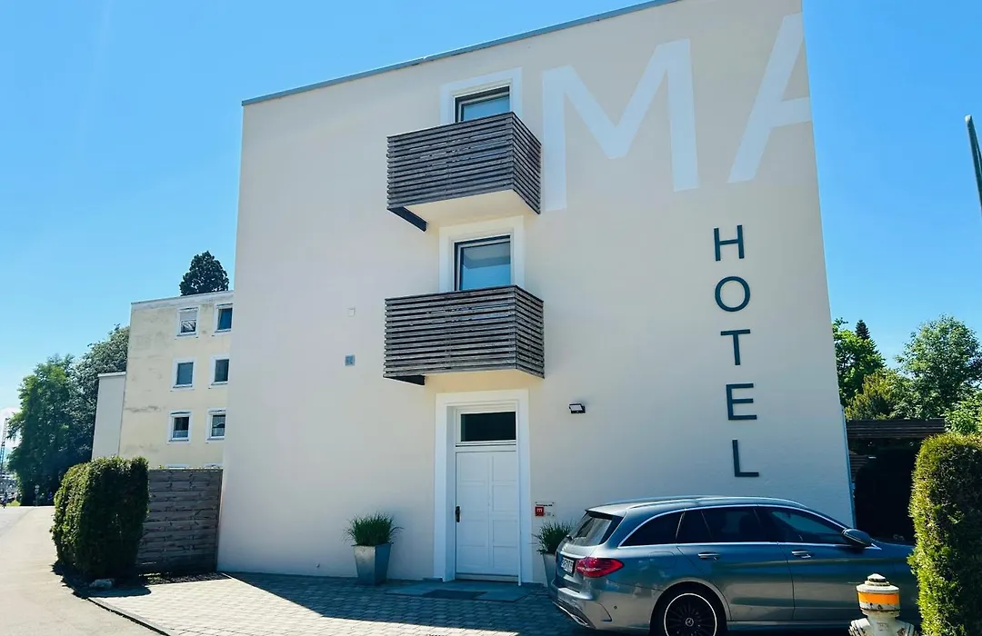 Maxhotel-1