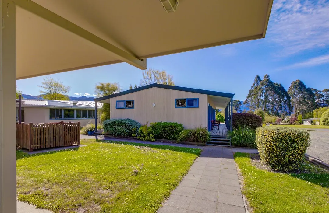 Te Anau Lakeview Holiday Park & Motels-1
