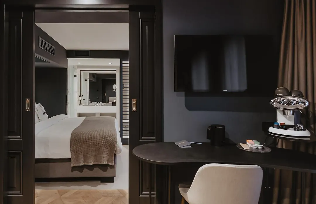 The Nox Hotel-1