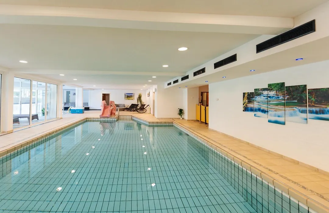 Familienhotel Trebesingerhof-1