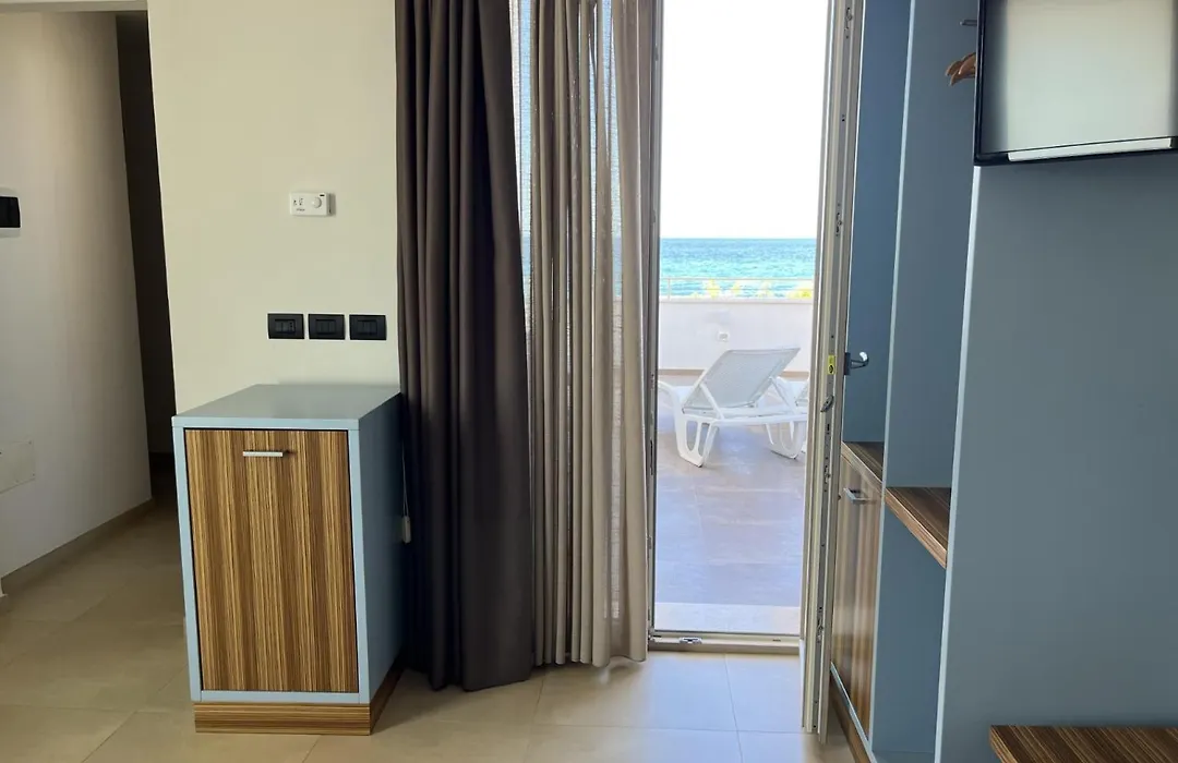 Almare' B&B-1