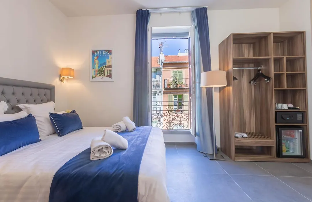 Hôtel Nice Azur Riviera-1