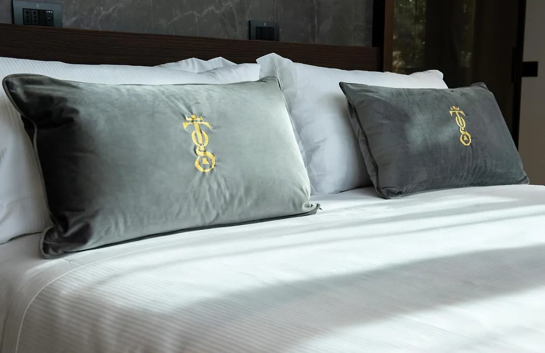 Gold Tower Lifestyle Hotel-1