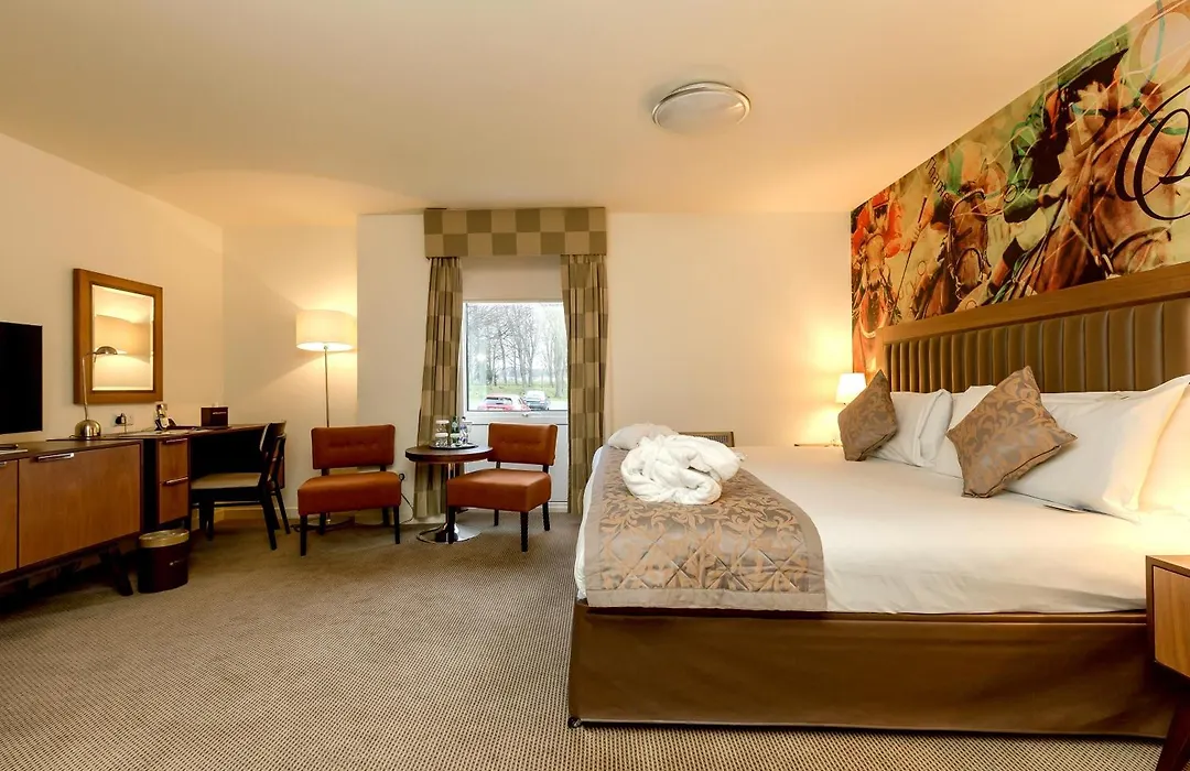 Western House Hotel At Ayr Racecourse-1