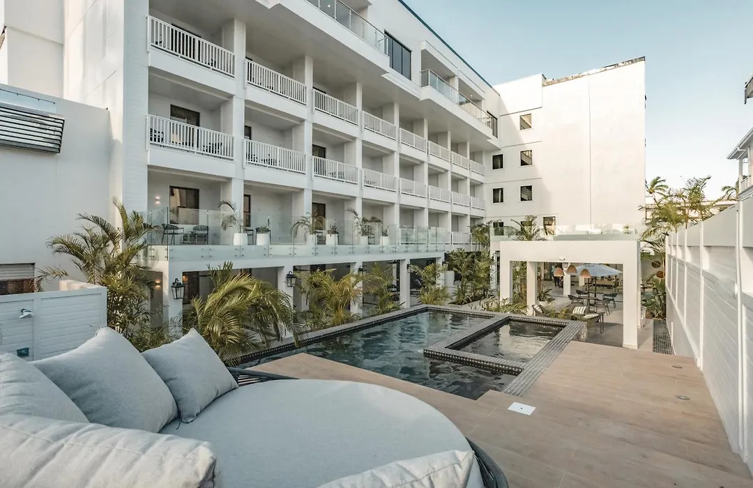 Fort George Hotel And Spa-1