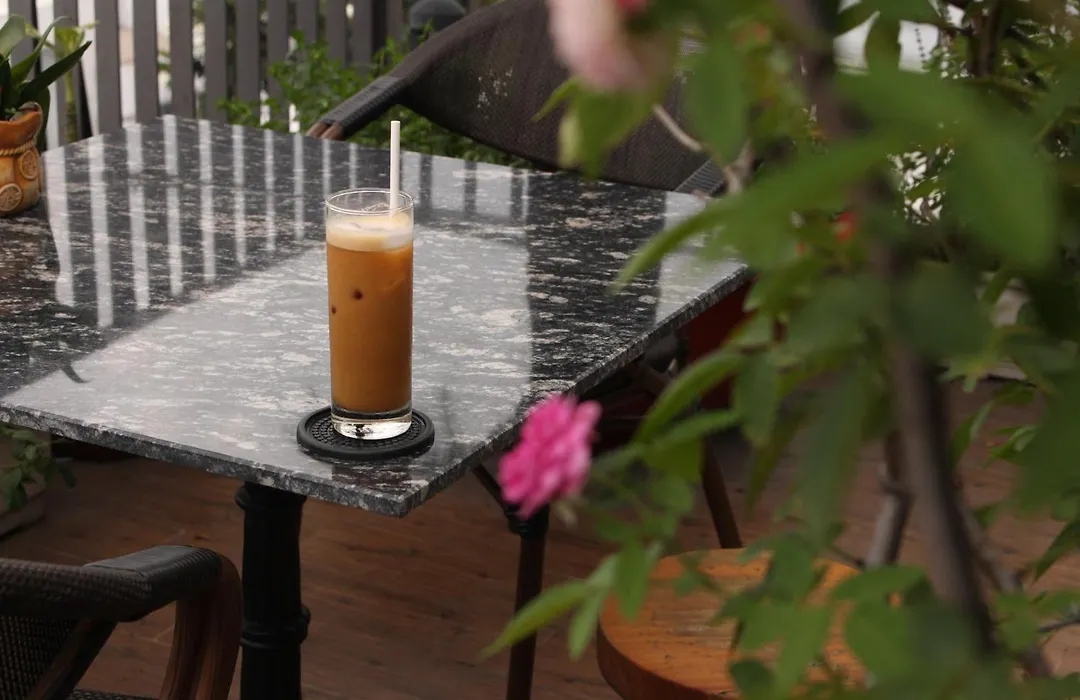 The Bloom Pham Viet Chanh - Modern Living Space In Saigon - A Top Choice For Western Travelers-1