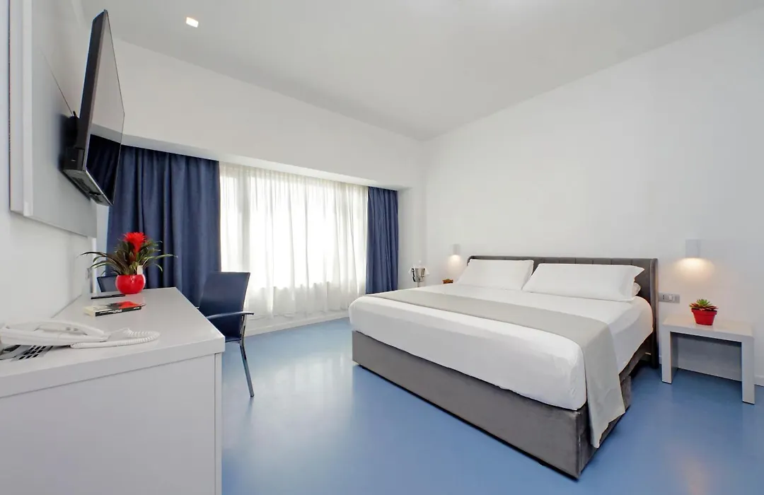 Hotel Poseidon-1