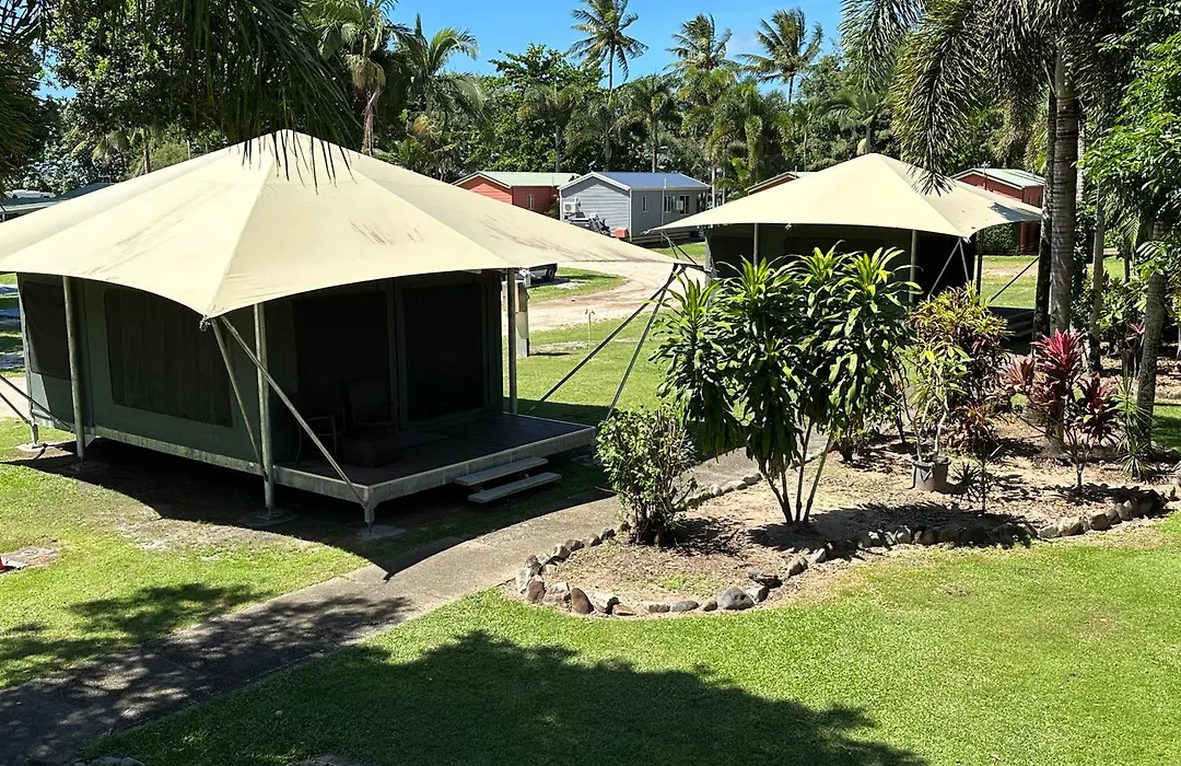 King Reef Resort-1