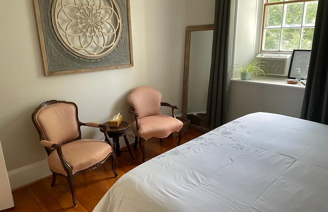 Harlem Stonegate B&B-1