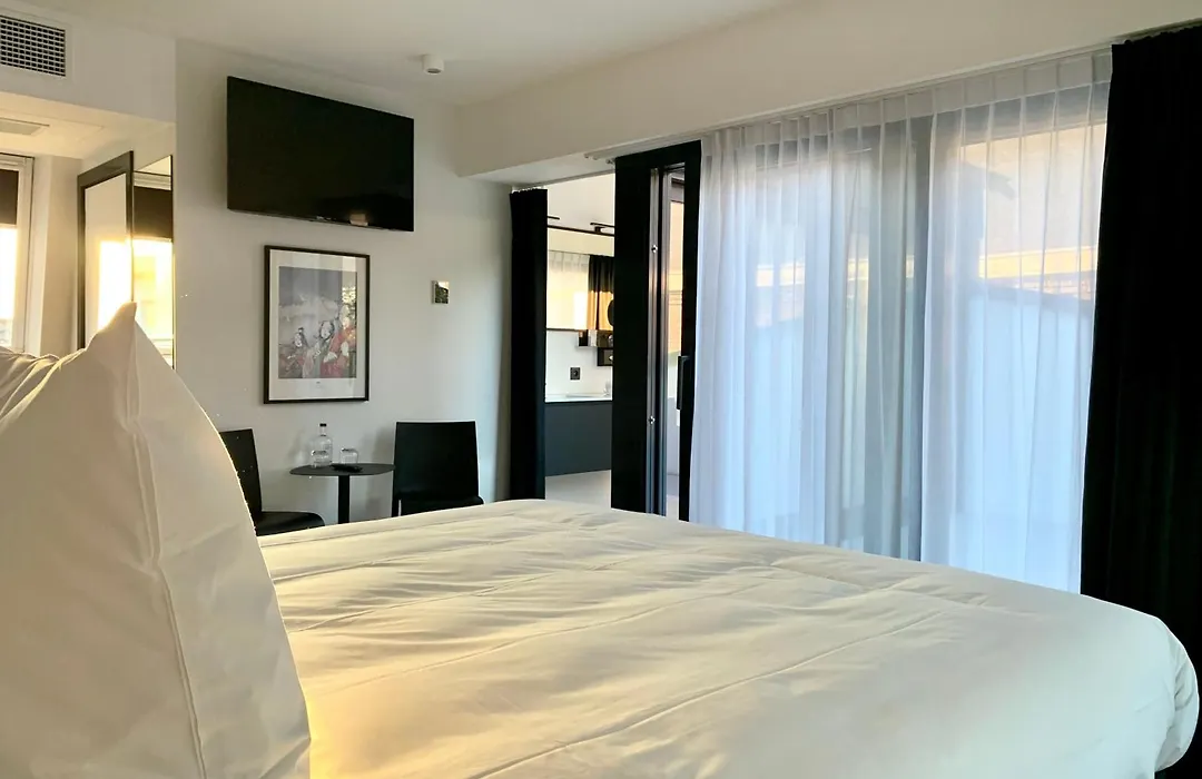 Ghent Urbanist Hotel By Harmony-1