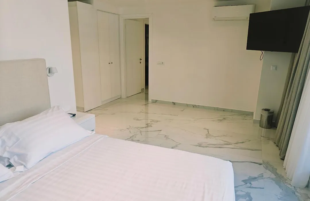 Ibiscus Hotel-1