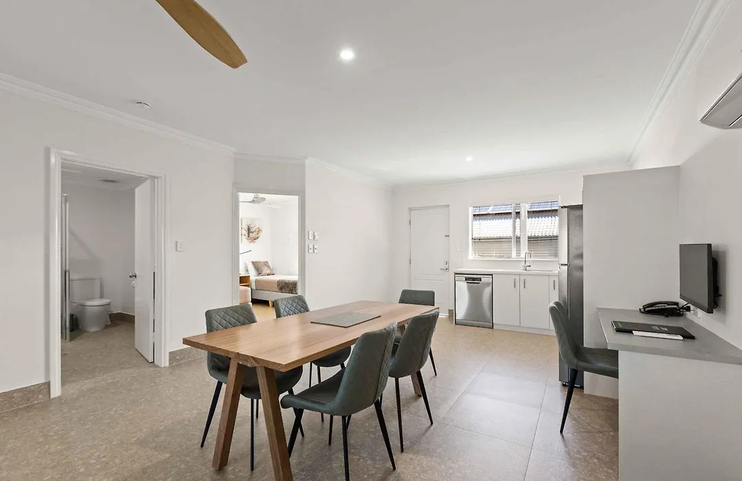 Moonlight Bay Suites-1