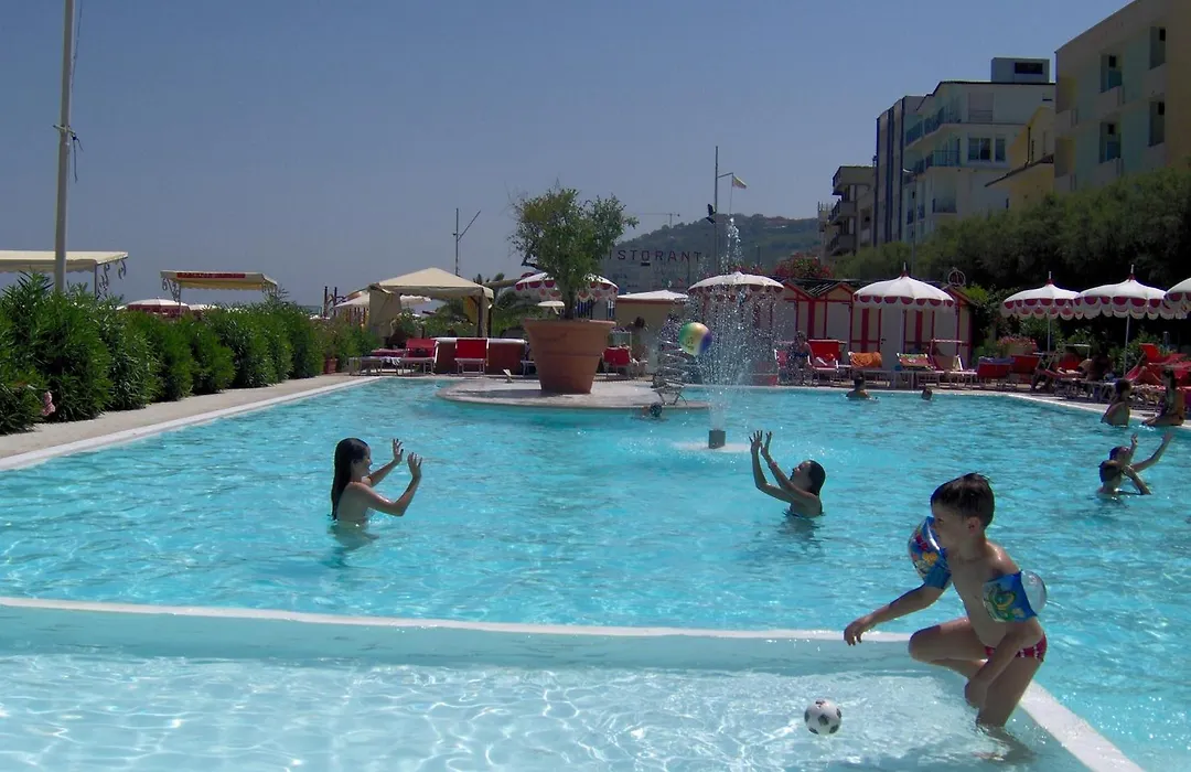 Hotel Nord Est-1