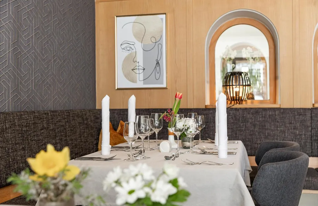 Hotel Chrysantihof-1