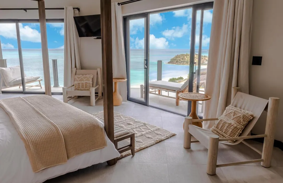 Tamarind Hills Resort & Villas-1