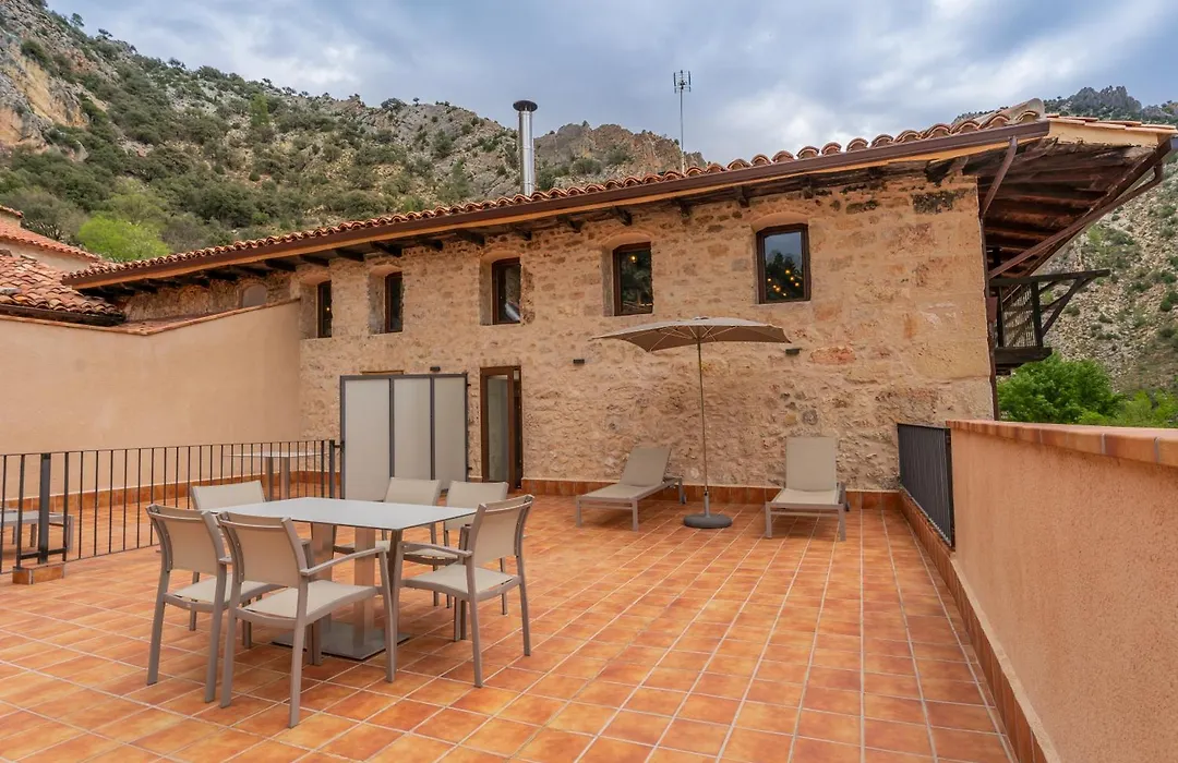 Hotel Hostal De La Trucha-1