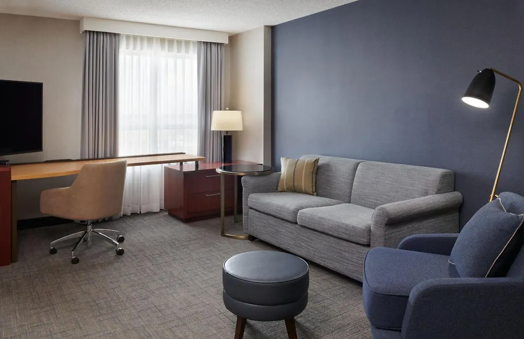 Residence Inn By Marriott Calgary Airport-1