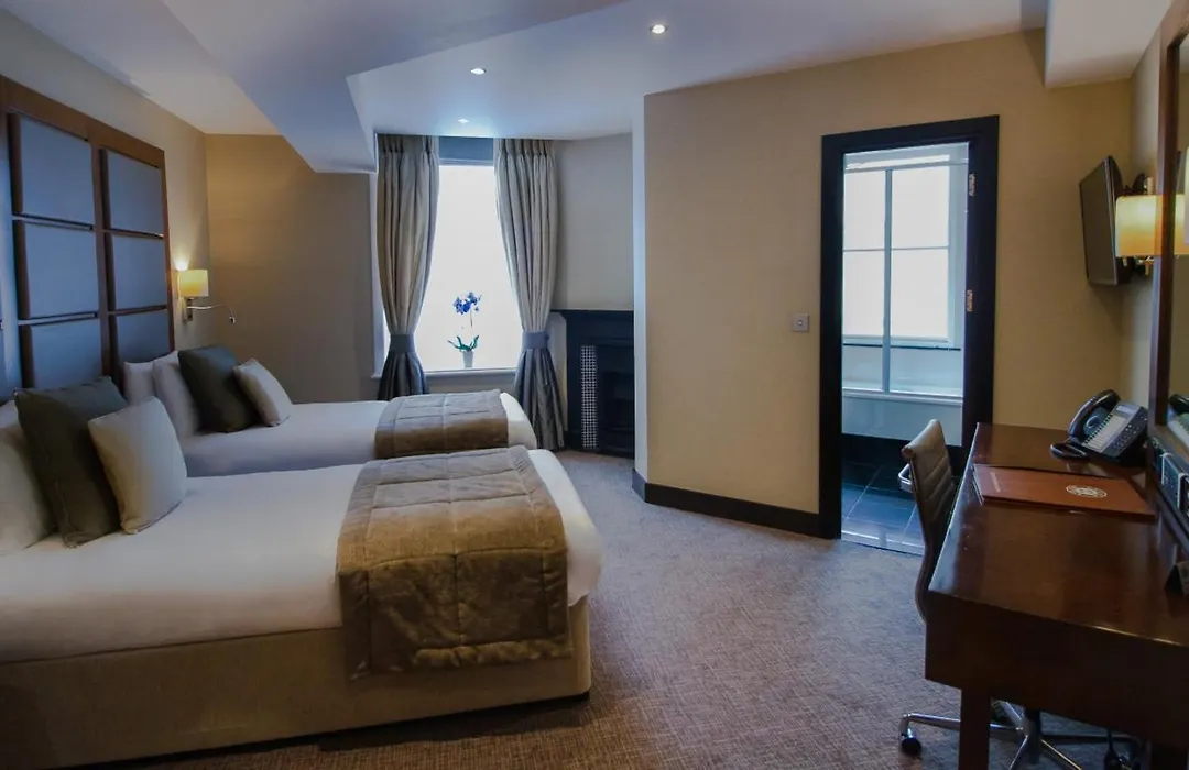 Wellington Hotel By Blue Orchid-1