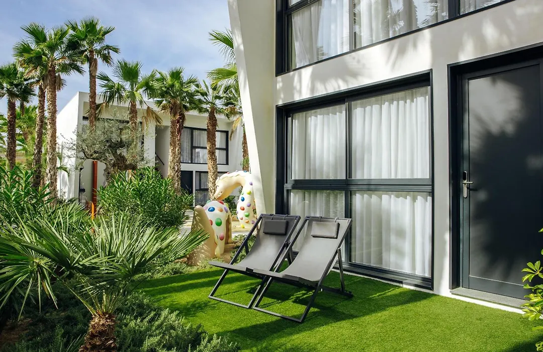 Alannia Salou-1