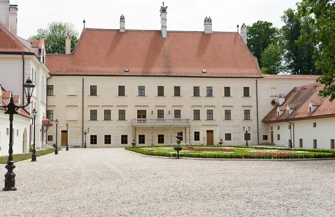 Schloss Thalheim-1
