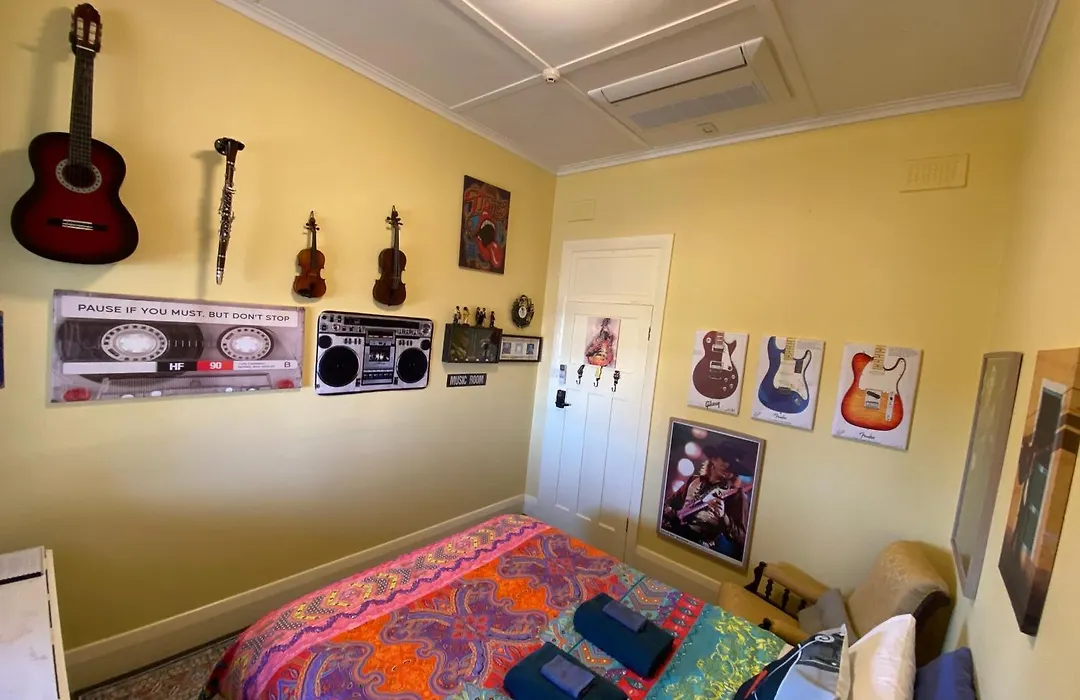 Commercial Hotel Kaniva Call To Save Dollars-1