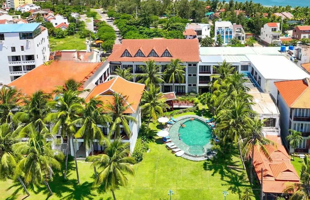 River Beach Resort&Residences-1