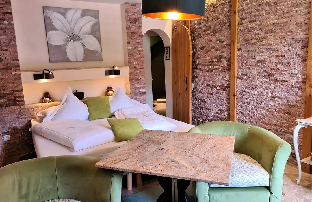 Domaine du Haut Jardin Hôtel&Chalets Spa Privé-1