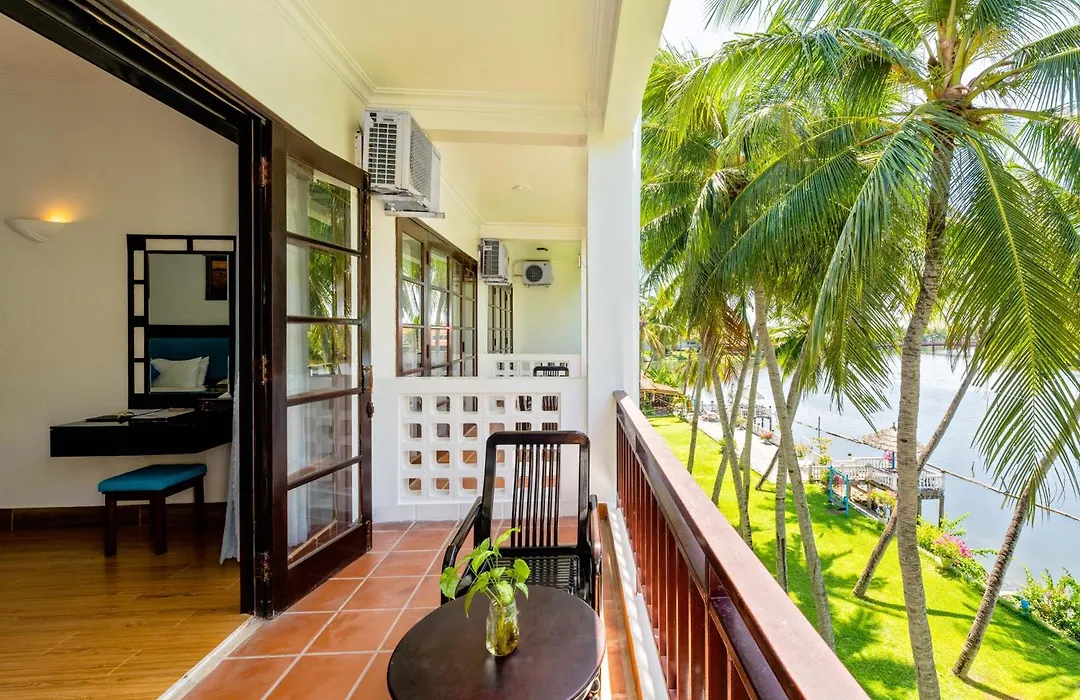 River Beach Resort & Residences-1