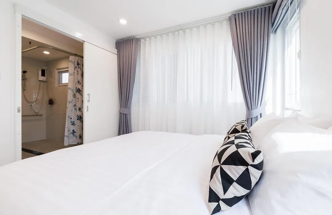 Baan Boon-1