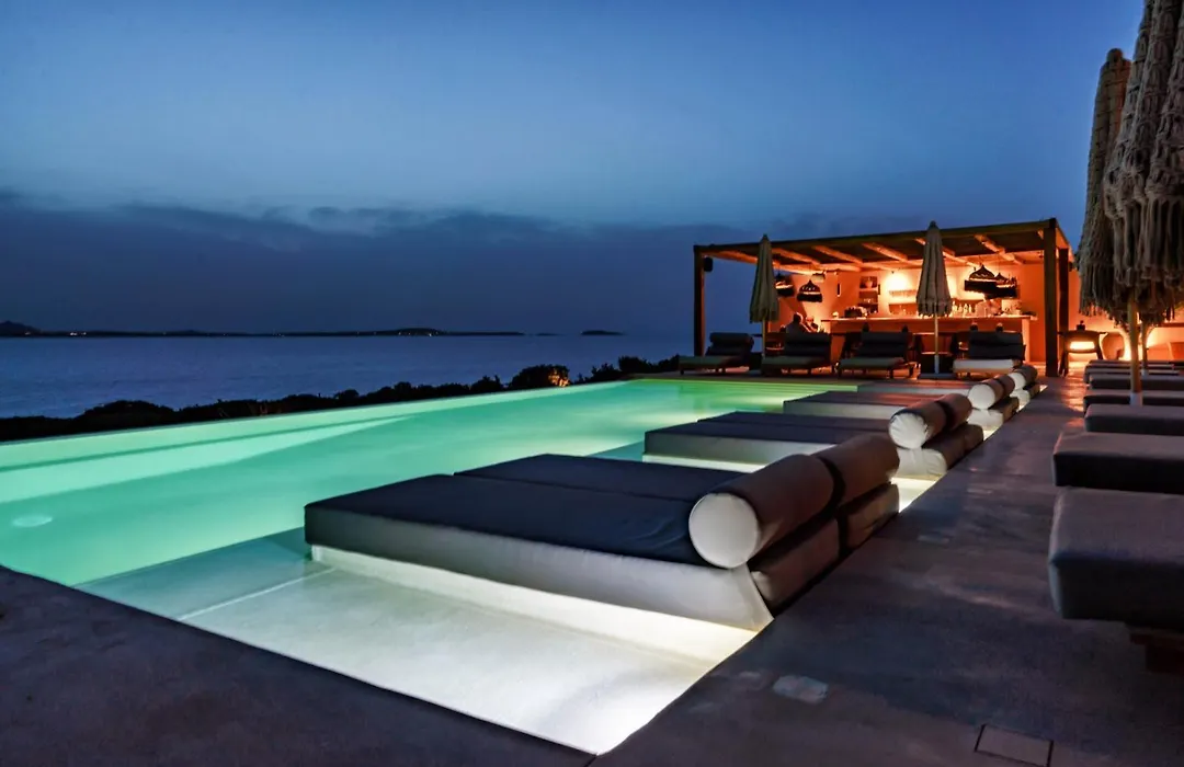 Akre Hotel - Designed For Adults-1
