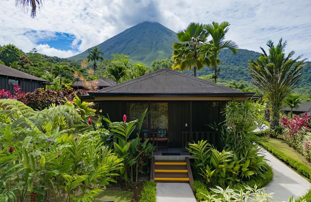 Hotel Lomas Del Volcan-1