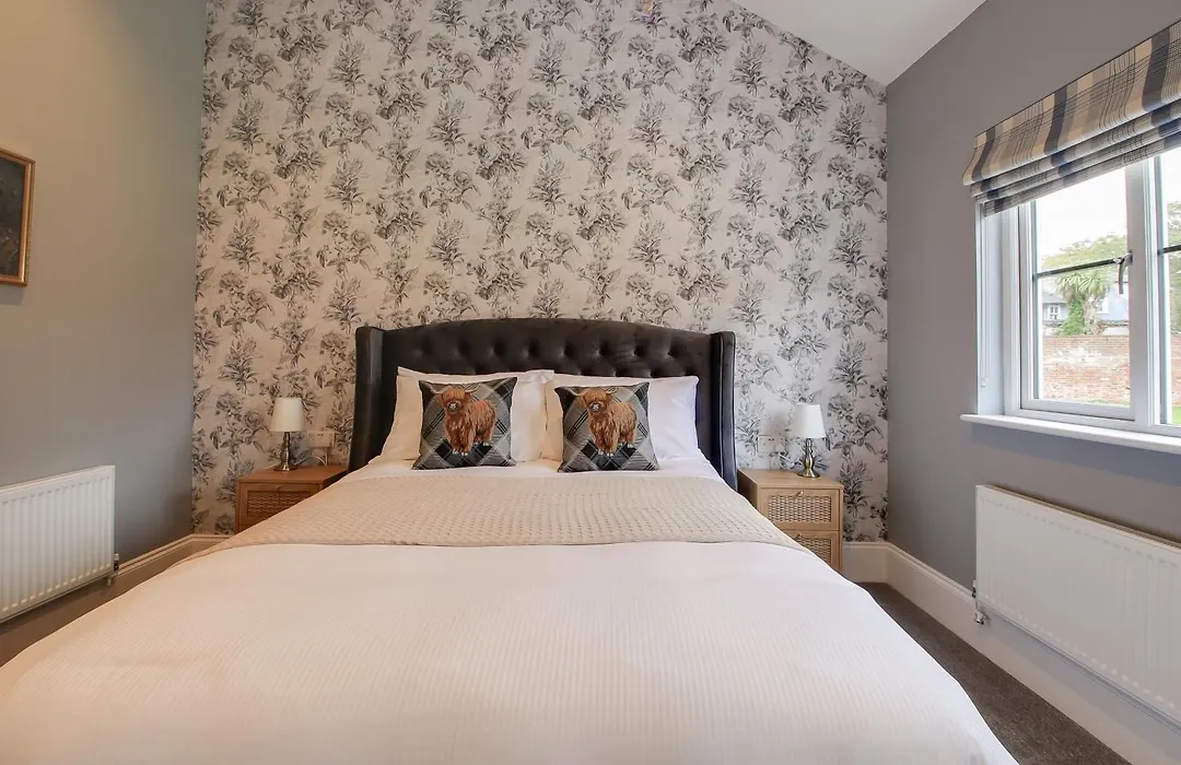 The Kings Arms Rooms-1